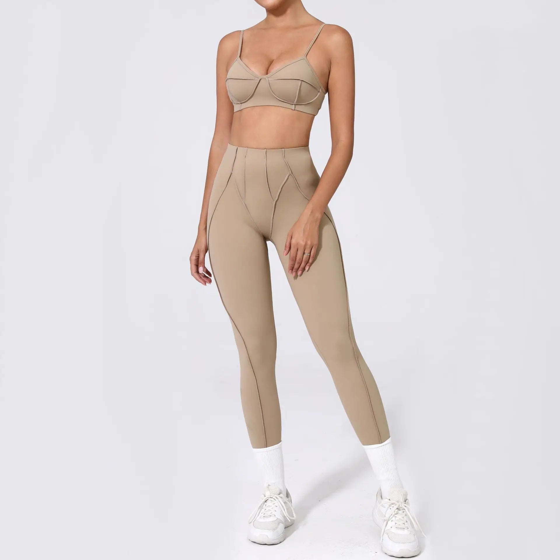 Capsule Minimaliste Femme