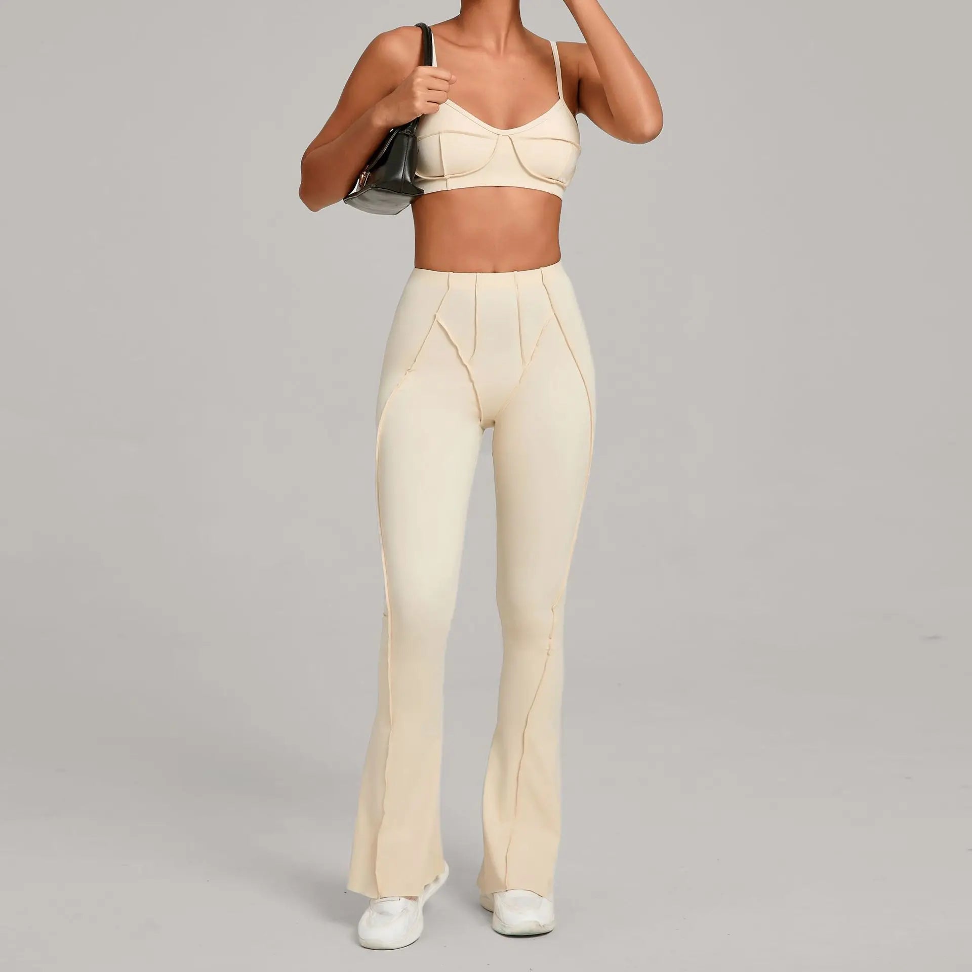 Capsule Minimaliste Femme